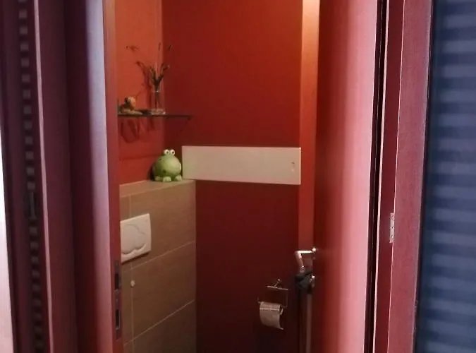 Готель типу "ліжко та сніданок" In Maisonette With Garden, Parking Place Відень